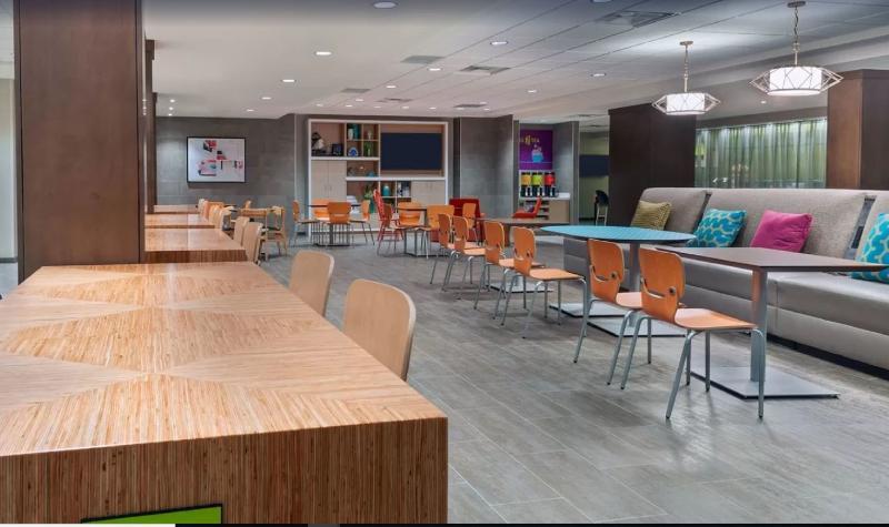 Home2 Suites By Hilton Orlando Near Universal Extérieur photo